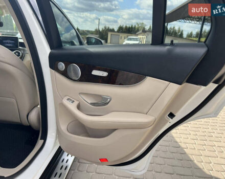 Белый Мерседес ГЛЦ-Класс, объемом двигателя 1.99 л и пробегом 115 тыс. км за 32800 $, фото 47 на Automoto.ua