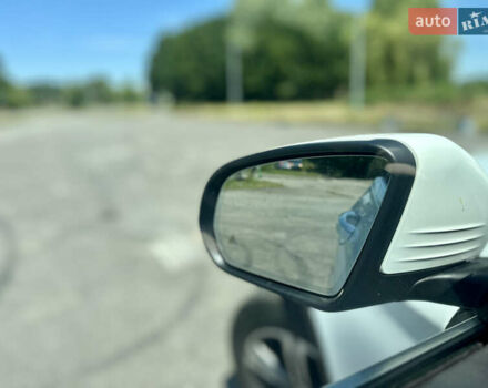 Белый Мерседес ГЛЦ-Класс, объемом двигателя 1.99 л и пробегом 95 тыс. км за 31500 $, фото 36 на Automoto.ua