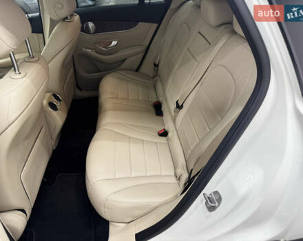 Белый Мерседес ГЛЦ-Класс, объемом двигателя 2 л и пробегом 124 тыс. км за 35900 $, фото 25 на Automoto.ua