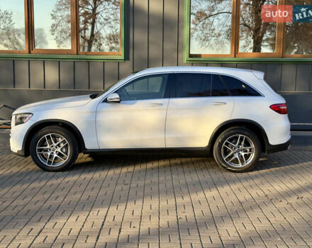 Белый Мерседес ГЛЦ-Класс, объемом двигателя 1.99 л и пробегом 42 тыс. км за 30200 $, фото 69 на Automoto.ua