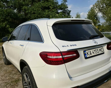 Мерседес ГЛЦ-Класс 2019 в Киеве на Automoto.ua Белый Мерседес ГЛЦ-Класс, объемом двигателя 2 л и пробегом 66 тыс. км за 29700 $, фото 14 на Automoto.ua