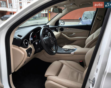 Белый Мерседес ГЛЦ-Класс, объемом двигателя 2 л и пробегом 135 тыс. км за 21600 $, фото 32 на Automoto.ua