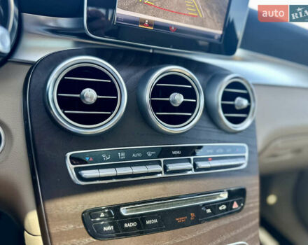 Белый Мерседес ГЛЦ-Класс, объемом двигателя 1.99 л и пробегом 95 тыс. км за 31500 $, фото 41 на Automoto.ua