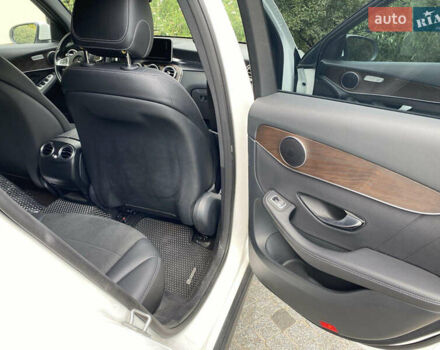 Білий Мерседес ГЛЦ-Клас, об'ємом двигуна 2.14 л та пробігом 47 тис. км за 41500 $, фото 14 на Automoto.ua