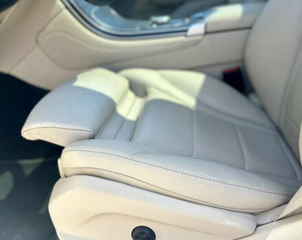 Белый Мерседес ГЛЦ-Класс, объемом двигателя 1.99 л и пробегом 95 тыс. км за 31500 $, фото 32 на Automoto.ua