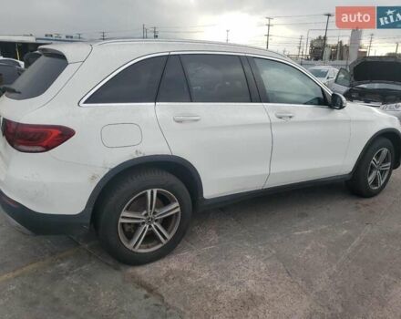 Білий Мерседес ГЛЦ-Клас, об'ємом двигуна 1.95 л та пробігом 100 тис. км за 16000 $, фото 5 на Automoto.ua