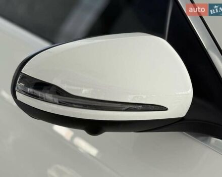 Білий Мерседес ГЛЦ-Клас, об'ємом двигуна 1.99 л та пробігом 81 тис. км за 34500 $, фото 16 на Automoto.ua
