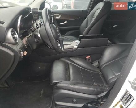 Білий Мерседес ГЛЦ-Клас, об'ємом двигуна 1.95 л та пробігом 100 тис. км за 16000 $, фото 7 на Automoto.ua