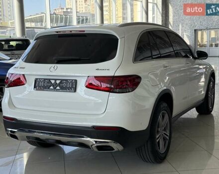 Белый Мерседес ГЛЦ-Класс, объемом двигателя 1.95 л и пробегом 81 тыс. км за 34500 $, фото 11 на Automoto.ua