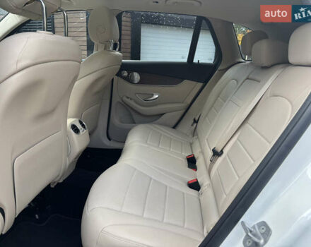 Белый Мерседес ГЛЦ-Класс, объемом двигателя 0 л и пробегом 30 тыс. км за 40000 $, фото 17 на Automoto.ua