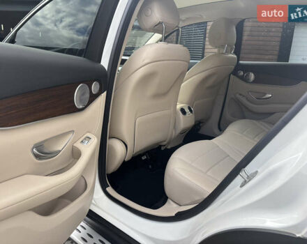 Белый Мерседес ГЛЦ-Класс, объемом двигателя 0 л и пробегом 30 тыс. км за 40000 $, фото 16 на Automoto.ua