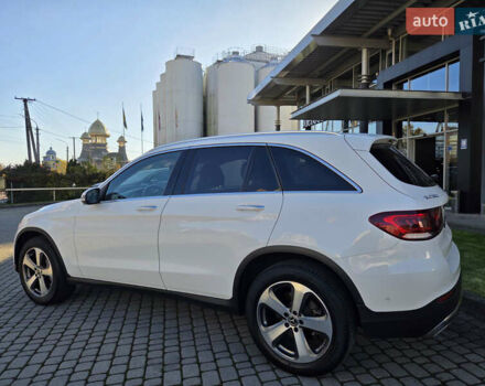 Белый Мерседес ГЛЦ-Класс, объемом двигателя 1.99 л и пробегом 65 тыс. км за 37900 $, фото 5 на Automoto.ua