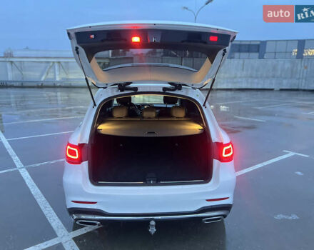 Белый Мерседес ГЛЦ-Класс, объемом двигателя 1.95 л и пробегом 107 тыс. км за 46999 $, фото 29 на Automoto.ua