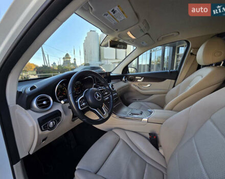 Белый Мерседес ГЛЦ-Класс, объемом двигателя 1.99 л и пробегом 65 тыс. км за 37900 $, фото 10 на Automoto.ua