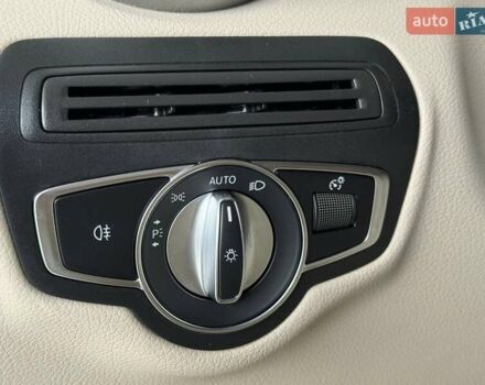 Белый Мерседес ГЛЦ-Класс, объемом двигателя 1.95 л и пробегом 81 тыс. км за 34500 $, фото 47 на Automoto.ua