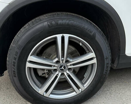 Белый Мерседес ГЛЦ-Класс, объемом двигателя 2 л и пробегом 83 тыс. км за 32000 $, фото 14 на Automoto.ua