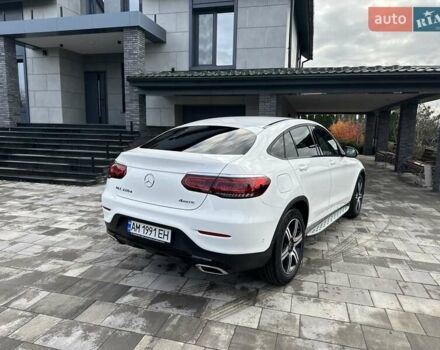 Белый Мерседес ГЛЦ-Класс, объемом двигателя 1.95 л и пробегом 37 тыс. км за 58000 $, фото 9 на Automoto.ua