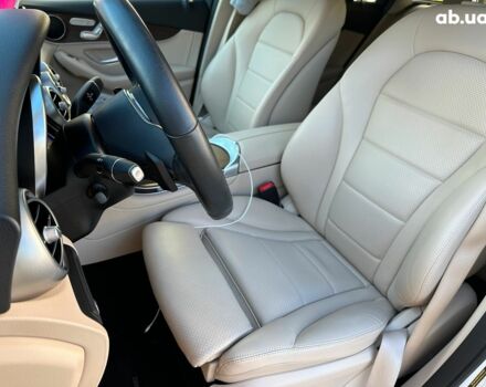 Білий Мерседес ГЛЦ-Клас, об'ємом двигуна 2 л та пробігом 33 тис. км за 51940 $, фото 23 на Automoto.ua