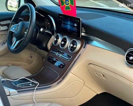 Білий Мерседес ГЛЦ-Клас, об'ємом двигуна 2 л та пробігом 33 тис. км за 51940 $, фото 19 на Automoto.ua