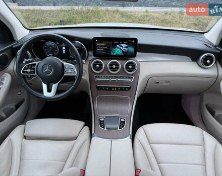 Белый Мерседес ГЛЦ-Класс, объемом двигателя 1.99 л и пробегом 80 тыс. км за 33500 $, фото 68 на Automoto.ua