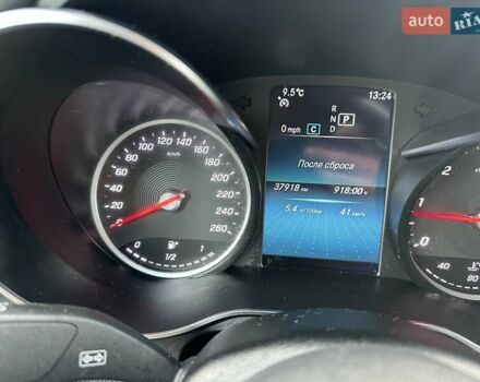 Белый Мерседес ГЛЦ-Класс, объемом двигателя 1.95 л и пробегом 37 тыс. км за 58000 $, фото 29 на Automoto.ua