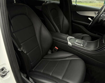 Белый Мерседес ГЛЦ-Класс, объемом двигателя 2 л и пробегом 87 тыс. км за 29200 $, фото 24 на Automoto.ua