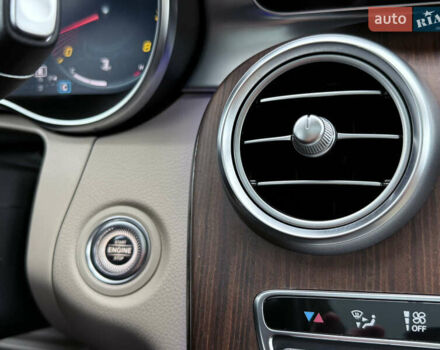 Белый Мерседес ГЛЦ-Класс, объемом двигателя 1.99 л и пробегом 80 тыс. км за 33500 $, фото 78 на Automoto.ua