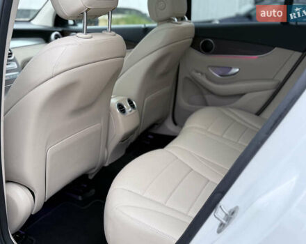 Белый Мерседес ГЛЦ-Класс, объемом двигателя 1.99 л и пробегом 80 тыс. км за 33500 $, фото 63 на Automoto.ua