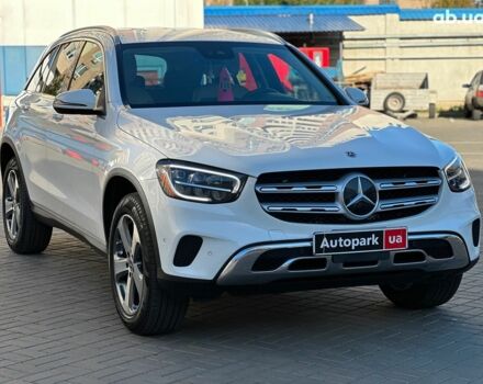 Білий Мерседес ГЛЦ-Клас, об'ємом двигуна 2 л та пробігом 33 тис. км за 51940 $, фото 2 на Automoto.ua