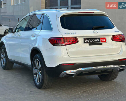 Белый Мерседес ГЛЦ-Класс, объемом двигателя 2 л и пробегом 33 тыс. км за 51940 $, фото 6 на Automoto.ua