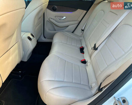 Белый Мерседес ГЛЦ-Класс, объемом двигателя 2 л и пробегом 33 тыс. км за 51940 $, фото 14 на Automoto.ua