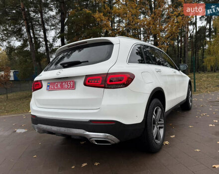 Белый Мерседес ГЛЦ-Класс, объемом двигателя 2 л и пробегом 87 тыс. км за 29200 $, фото 10 на Automoto.ua