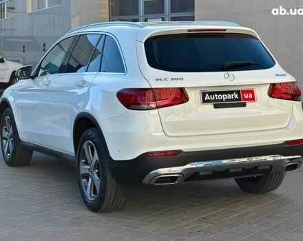 Білий Мерседес ГЛЦ-Клас, об'ємом двигуна 2 л та пробігом 33 тис. км за 51940 $, фото 7 на Automoto.ua