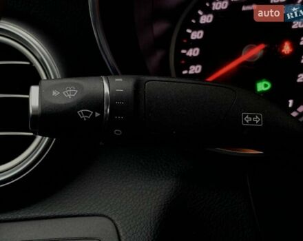 Белый Мерседес ГЛЦ-Класс, объемом двигателя 2 л и пробегом 38 тыс. км за 54999 $, фото 47 на Automoto.ua