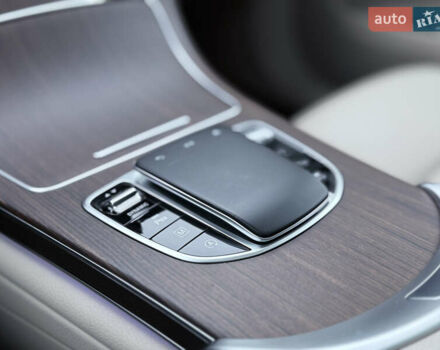 Белый Мерседес ГЛЦ-Класс, объемом двигателя 1.99 л и пробегом 80 тыс. км за 33500 $, фото 46 на Automoto.ua