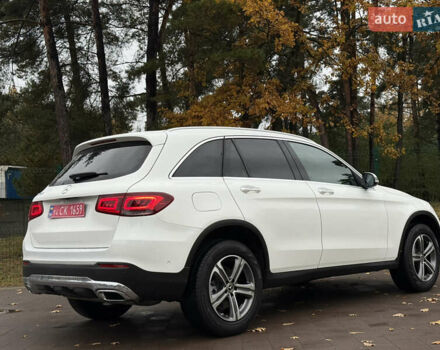Белый Мерседес ГЛЦ-Класс, объемом двигателя 2 л и пробегом 87 тыс. км за 29200 $, фото 4 на Automoto.ua
