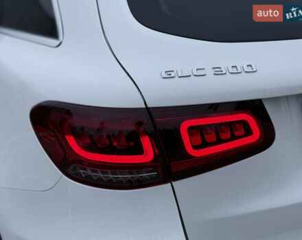 Белый Мерседес ГЛЦ-Класс, объемом двигателя 1.99 л и пробегом 80 тыс. км за 33500 $, фото 30 на Automoto.ua