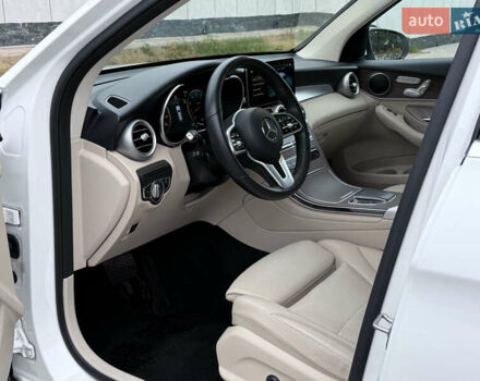Белый Мерседес ГЛЦ-Класс, объемом двигателя 1.99 л и пробегом 80 тыс. км за 33500 $, фото 54 на Automoto.ua