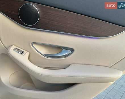 Белый Мерседес ГЛЦ-Класс, объемом двигателя 2 л и пробегом 33 тыс. км за 51940 $, фото 19 на Automoto.ua