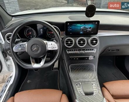 Белый Мерседес ГЛЦ-Класс, объемом двигателя 1.95 л и пробегом 37 тыс. км за 58000 $, фото 24 на Automoto.ua