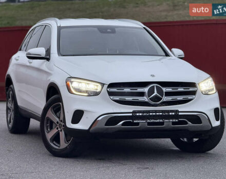 Білий Мерседес ГЛЦ-Клас, об'ємом двигуна 2 л та пробігом 46 тис. км за 33900 $, фото 1 на Automoto.ua