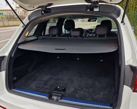 Белый Мерседес ГЛЦ-Класс, объемом двигателя 2 л и пробегом 50 тыс. км за 35000 $, фото 14 на Automoto.ua