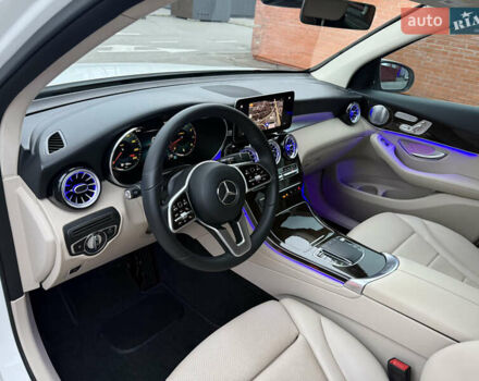 Білий Мерседес ГЛЦ-Клас, об'ємом двигуна 2 л та пробігом 46 тис. км за 33900 $, фото 35 на Automoto.ua