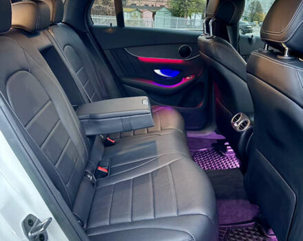 Білий Мерседес ГЛЦ-Клас, об'ємом двигуна 1.99 л та пробігом 10 тис. км за 42700 $, фото 23 на Automoto.ua