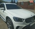 Белый Мерседес ГЛЦ-Класс, объемом двигателя 1.99 л и пробегом 49 тыс. км за 43000 $, фото 2 на Automoto.ua