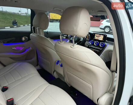 Білий Мерседес ГЛЦ-Клас, об'ємом двигуна 2 л та пробігом 46 тис. км за 33900 $, фото 52 на Automoto.ua