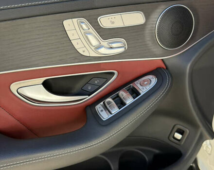 Белый Мерседес ГЛЦ-Класс, объемом двигателя 1.95 л и пробегом 39 тыс. км за 62900 $, фото 9 на Automoto.ua