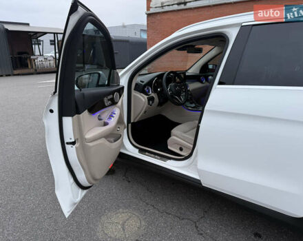 Білий Мерседес ГЛЦ-Клас, об'ємом двигуна 2 л та пробігом 46 тис. км за 33900 $, фото 33 на Automoto.ua