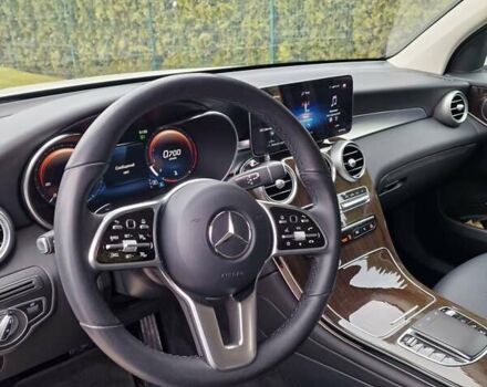 Белый Мерседес ГЛЦ-Класс, объемом двигателя 2 л и пробегом 50 тыс. км за 35000 $, фото 24 на Automoto.ua