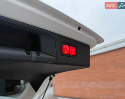 Білий Мерседес ГЛЦ-Клас, об'ємом двигуна 2 л та пробігом 46 тис. км за 33900 $, фото 49 на Automoto.ua